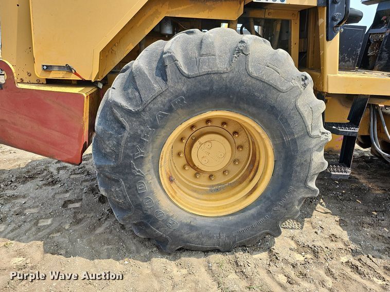 image for item DO2780 1996 Dynapac CA251PDB  single drum vibratory roller