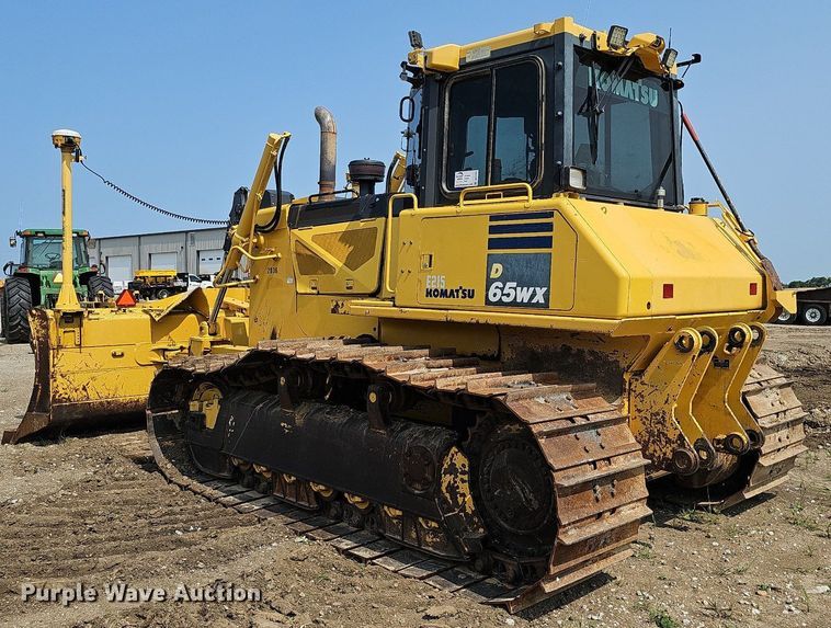 image for item DO2781 2013 Komatsu D65WX-17  dozer