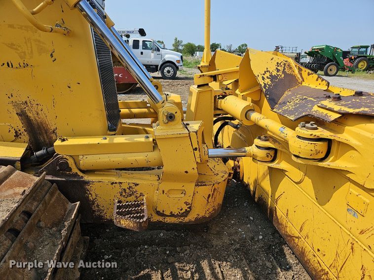 image for item DO2781 2013 Komatsu D65WX-17  dozer