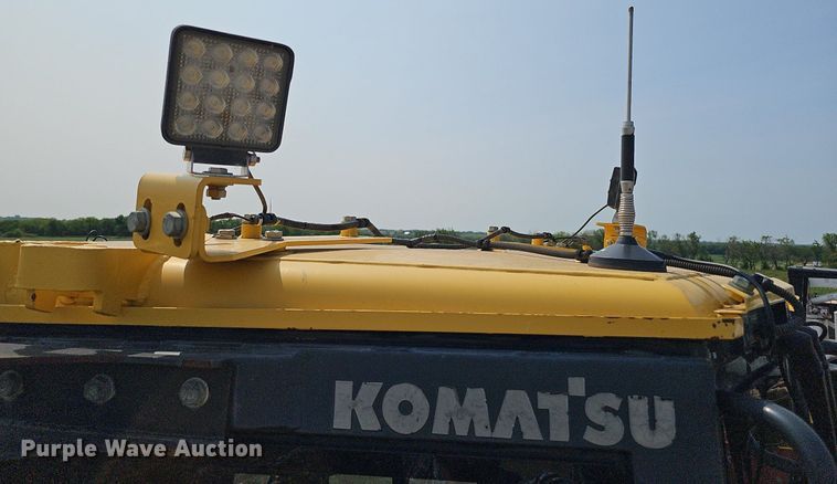 image for item DO2781 2013 Komatsu D65WX-17  dozer