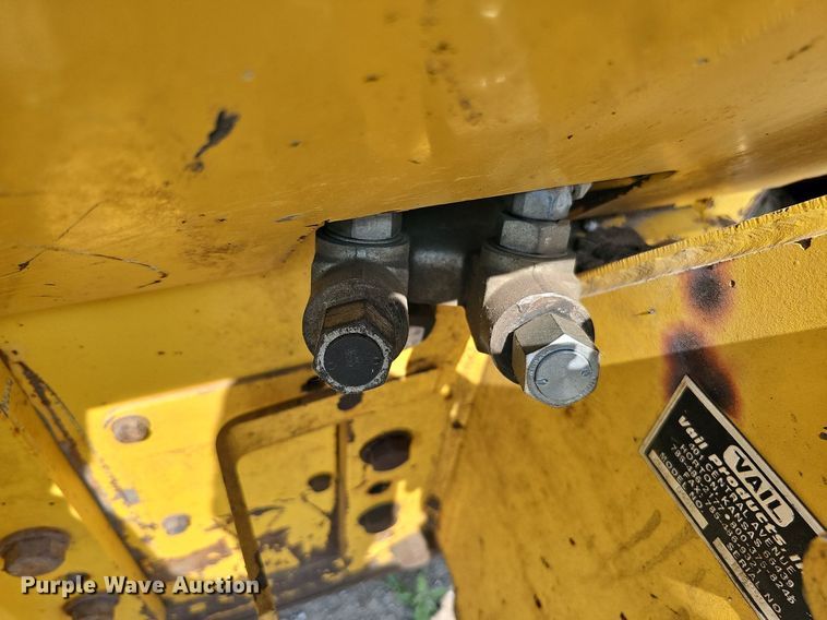 image for item DO2781 2013 Komatsu D65WX-17  dozer