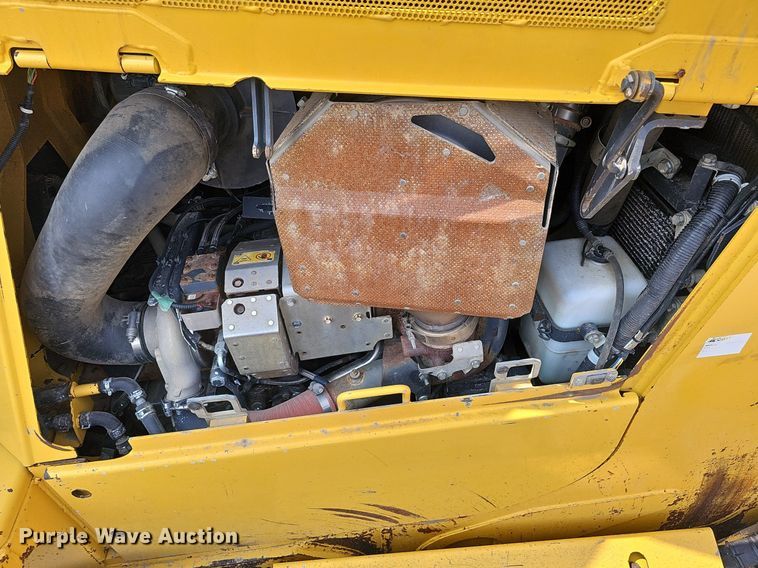 image for item DO2781 2013 Komatsu D65WX-17  dozer