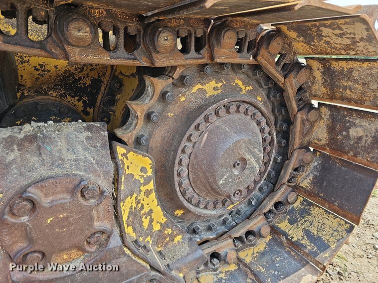 image for item DO2781 2013 Komatsu D65WX-17  dozer