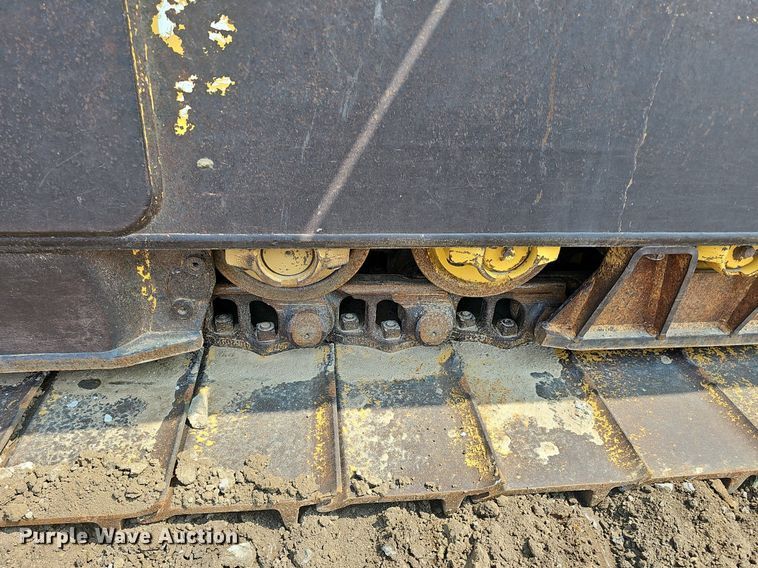 image for item DO2781 2013 Komatsu D65WX-17  dozer