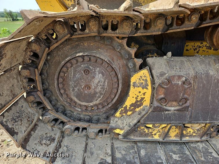 image for item DO2781 2013 Komatsu D65WX-17  dozer