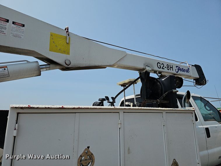 image for item DO2782 2000 Ford F650 Super Duty XL  utility / service truck