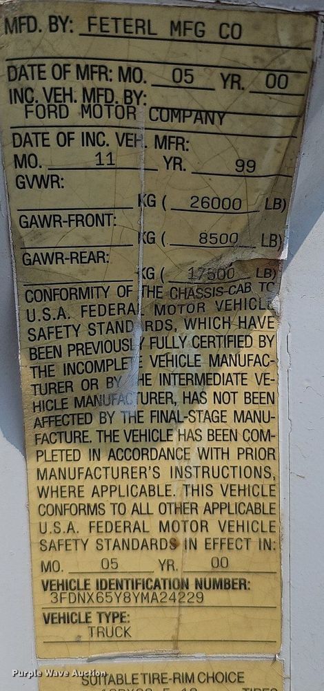 image for item DO2782 2000 Ford F650 Super Duty XL  utility / service truck