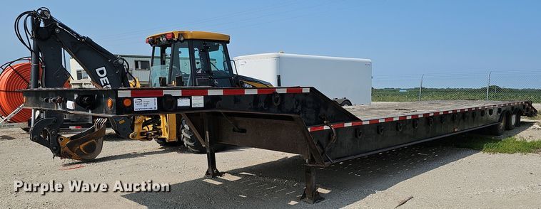 image for item DO2783 2002 Dakota Manufacturing  drop deck equipment trailer