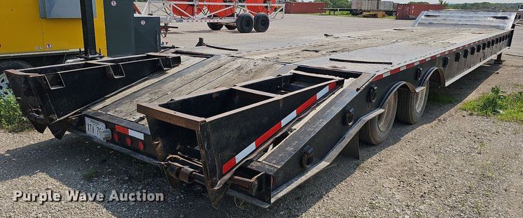 image for item DO2783 2002 Dakota Manufacturing  drop deck equipment trailer