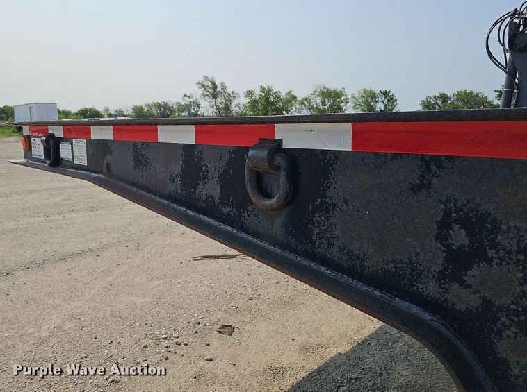 image for item DO2783 2002 Dakota Manufacturing  drop deck equipment trailer