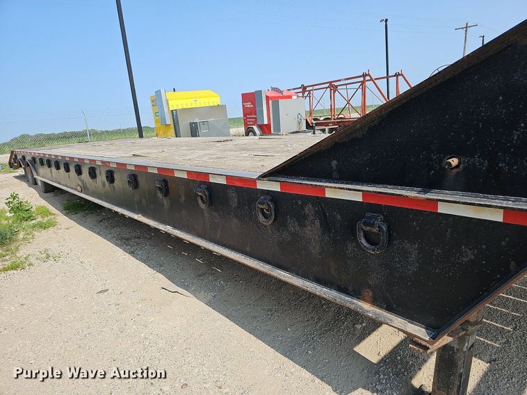 image for item DO2783 2002 Dakota Manufacturing  drop deck equipment trailer