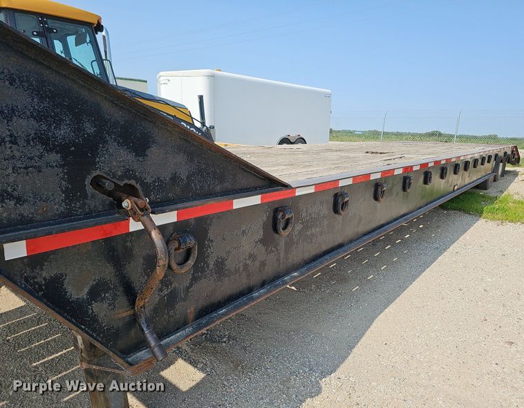 image for item DO2783 2002 Dakota Manufacturing  drop deck equipment trailer
