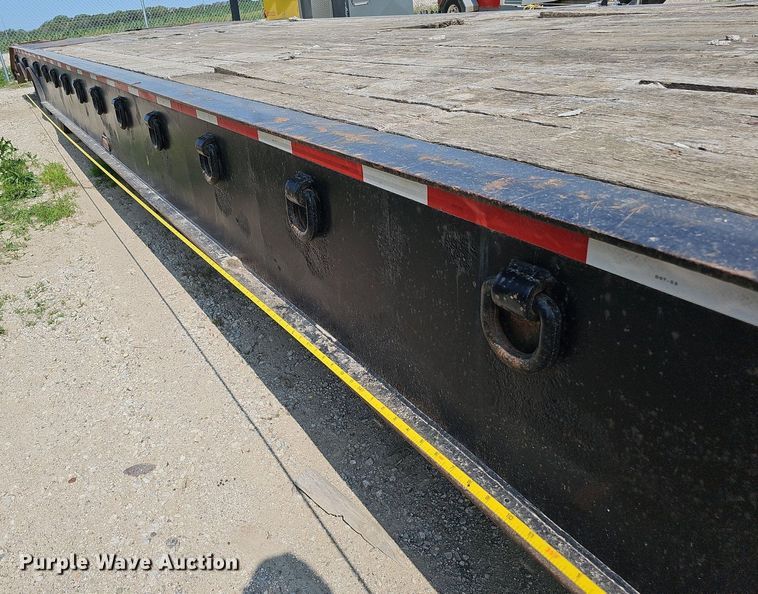 image for item DO2783 2002 Dakota Manufacturing  drop deck equipment trailer
