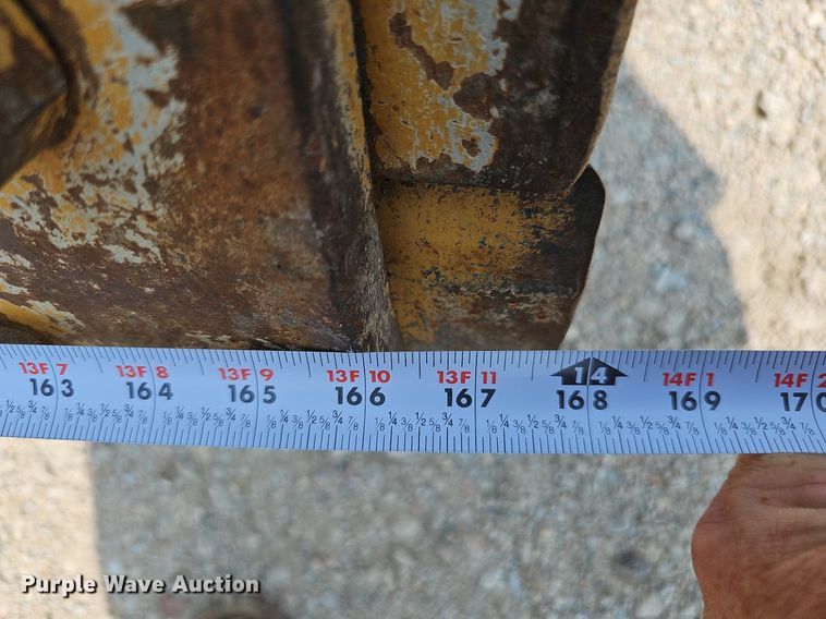 image for item DO2791 2011 Caterpillar 120M AWD  motor grader