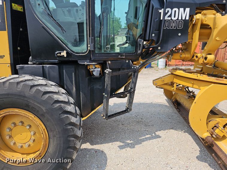 image for item DO2791 2011 Caterpillar 120M AWD  motor grader
