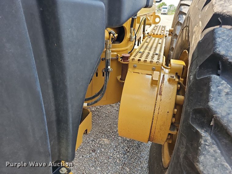 image for item DO2791 2011 Caterpillar 120M AWD  motor grader