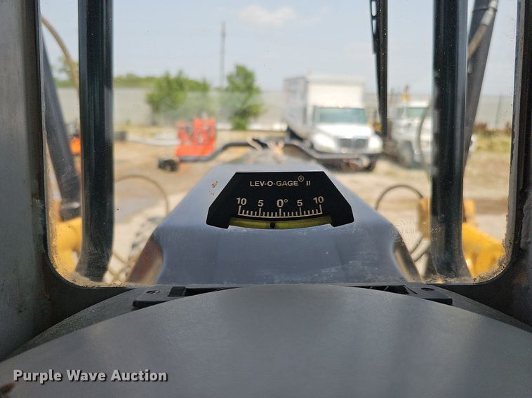 image for item DO2791 2011 Caterpillar 120M AWD  motor grader