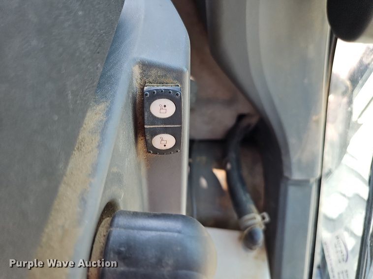 image for item DO2791 2011 Caterpillar 120M AWD  motor grader