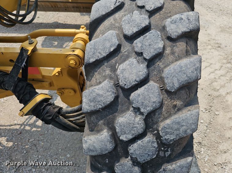 image for item DO2791 2011 Caterpillar 120M AWD  motor grader