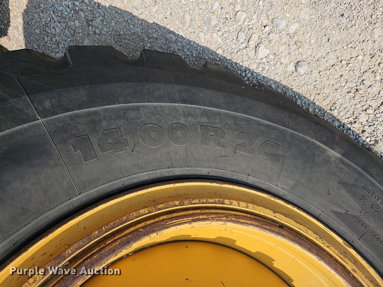 image for item DO2791 2011 Caterpillar 120M AWD  motor grader