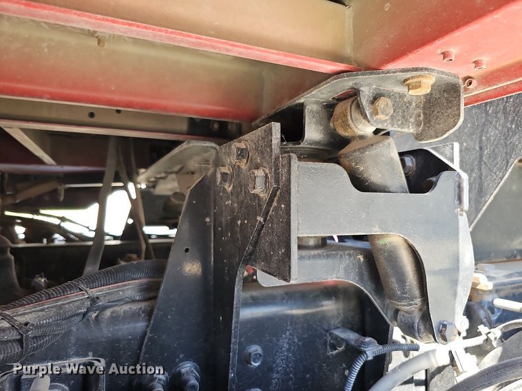 image for item DO2792 2017 Caterpillar CT660  dump truck