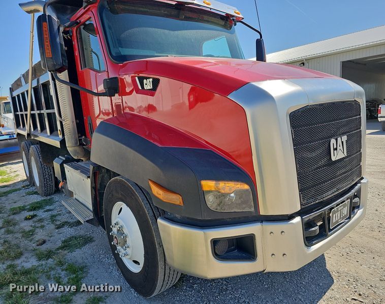 image for item DO2792 2017 Caterpillar CT660  dump truck