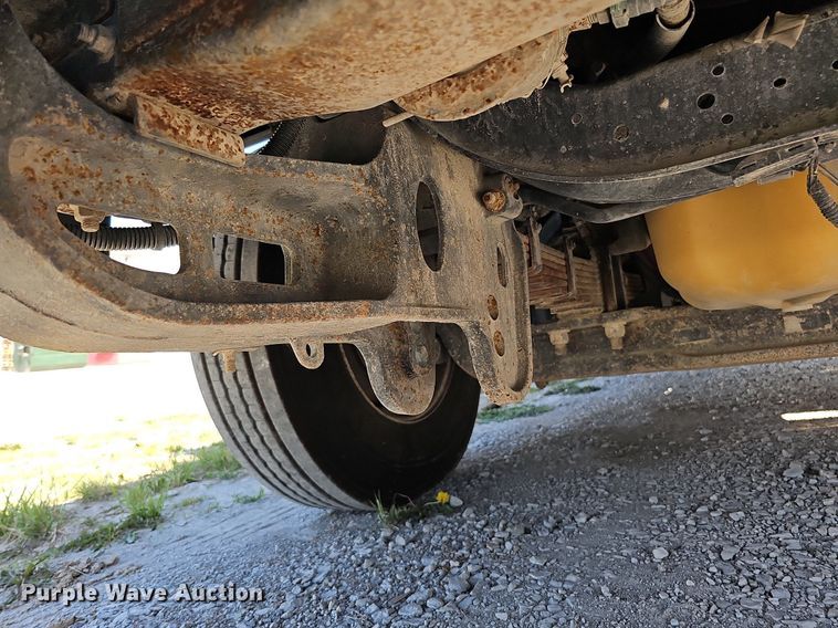 image for item DO2792 2017 Caterpillar CT660  dump truck