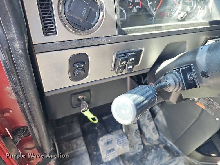 image for item DO2792 2017 Caterpillar CT660  dump truck