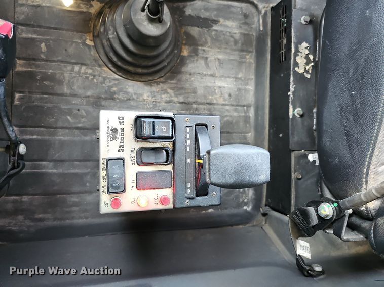 image for item DO2792 2017 Caterpillar CT660  dump truck