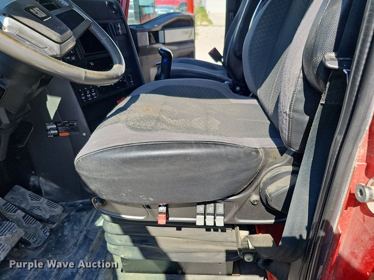 image for item DO2792 2017 Caterpillar CT660  dump truck