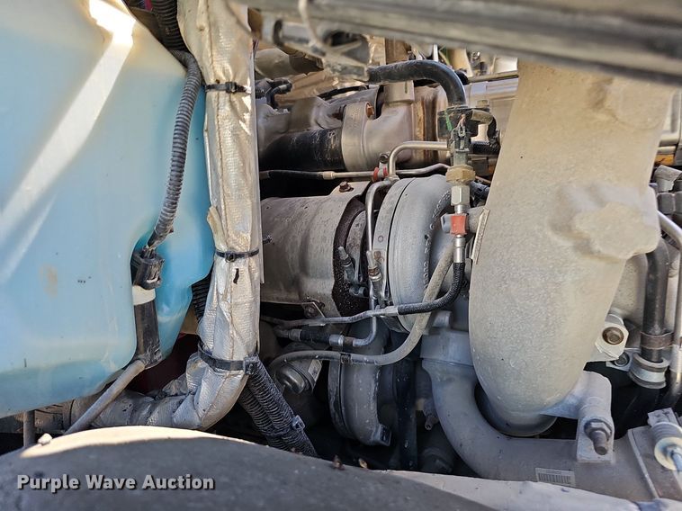 image for item DO2792 2017 Caterpillar CT660  dump truck