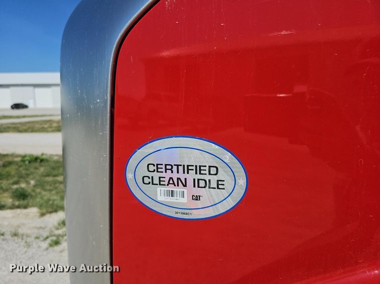 image for item DO2792 2017 Caterpillar CT660  dump truck