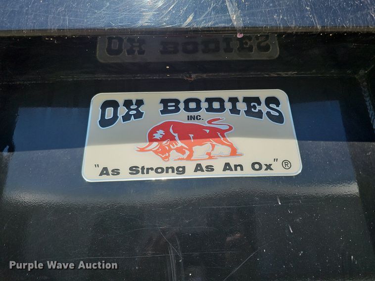 image for item DO2792 2017 Caterpillar CT660  dump truck