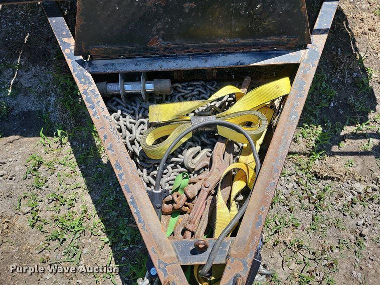 image for item DO2795 2013 Kaufmann  tilt deck equipment trailer