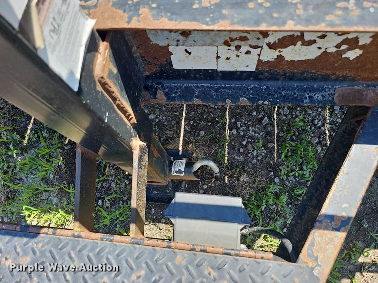 image for item DO2795 2013 Kaufmann  tilt deck equipment trailer