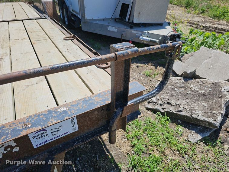 image for item DO2795 2013 Kaufmann  tilt deck equipment trailer