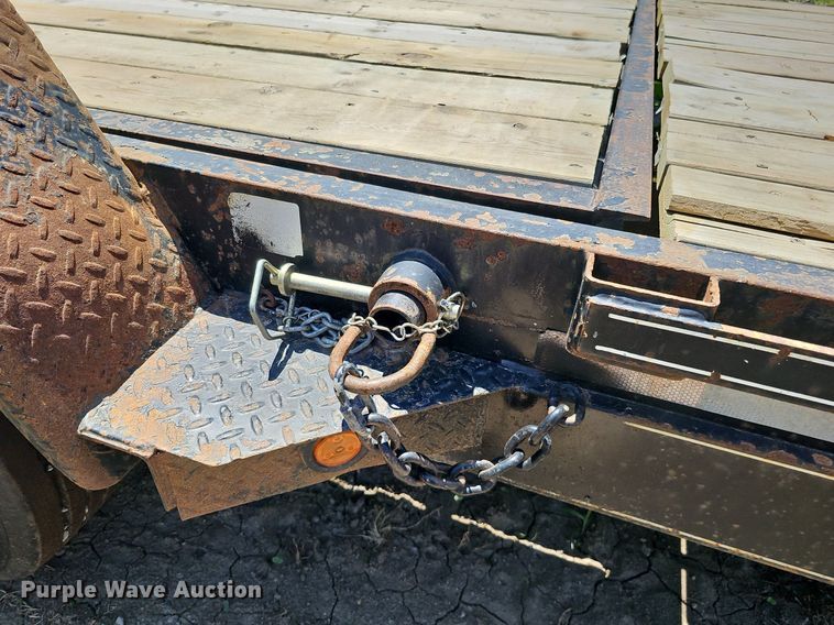 image for item DO2795 2013 Kaufmann  tilt deck equipment trailer