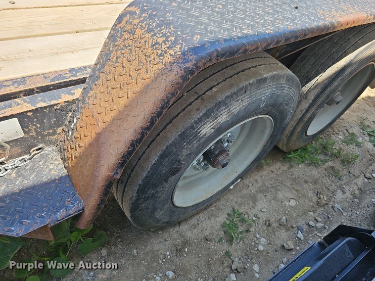 image for item DO2795 2013 Kaufmann  tilt deck equipment trailer