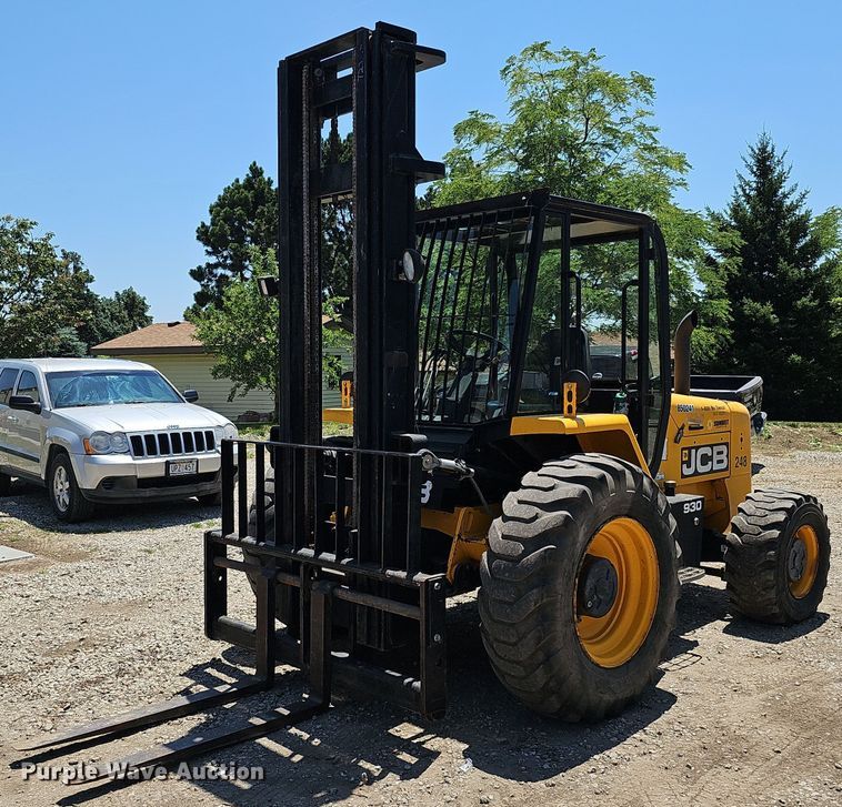 image for item DO2796 JCB 930  forklift