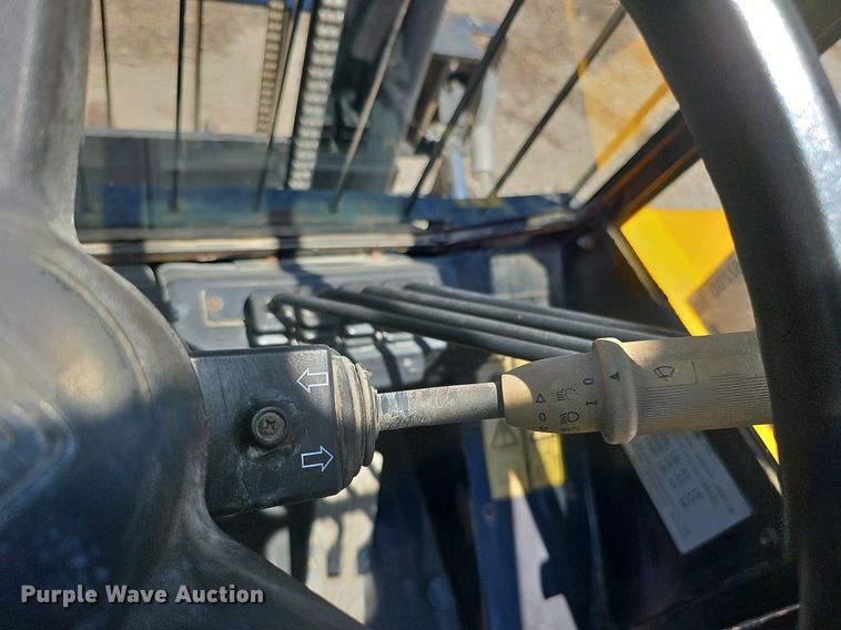 image for item DO2796 JCB 930  forklift