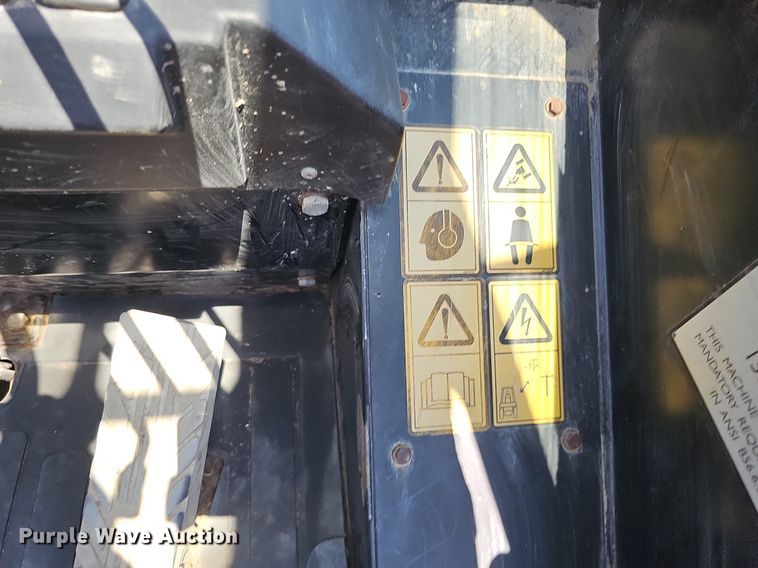 image for item DO2796 JCB 930  forklift