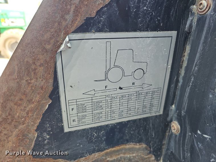 image for item DO2796 JCB 930  forklift