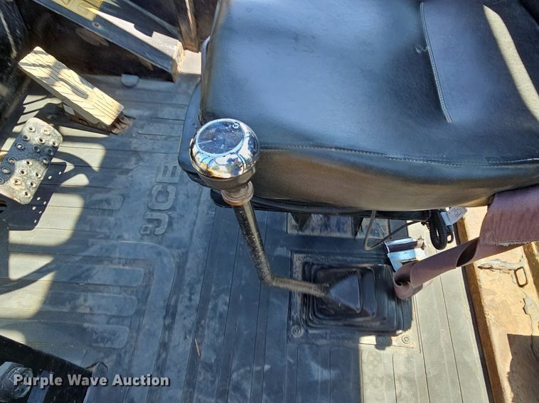 image for item DO2796 JCB 930  forklift