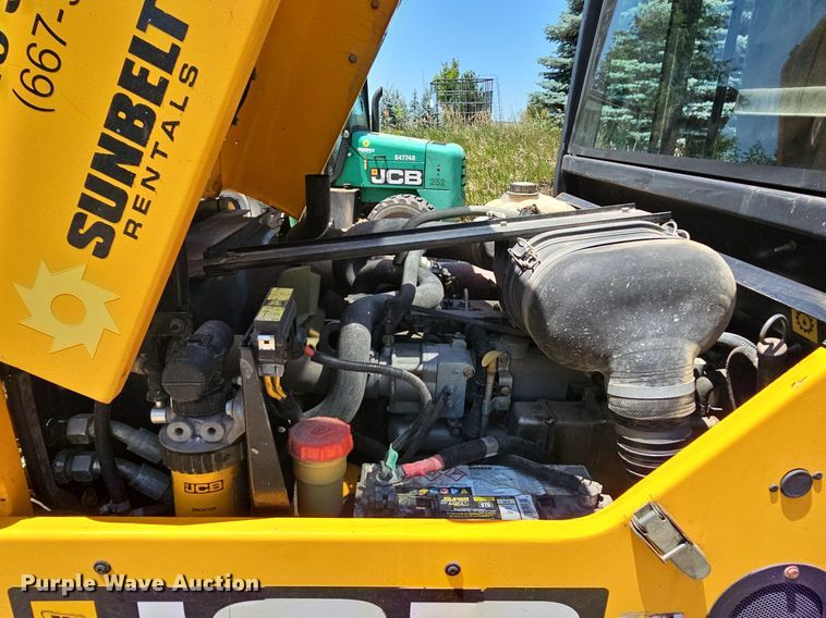 image for item DO2796 JCB 930  forklift