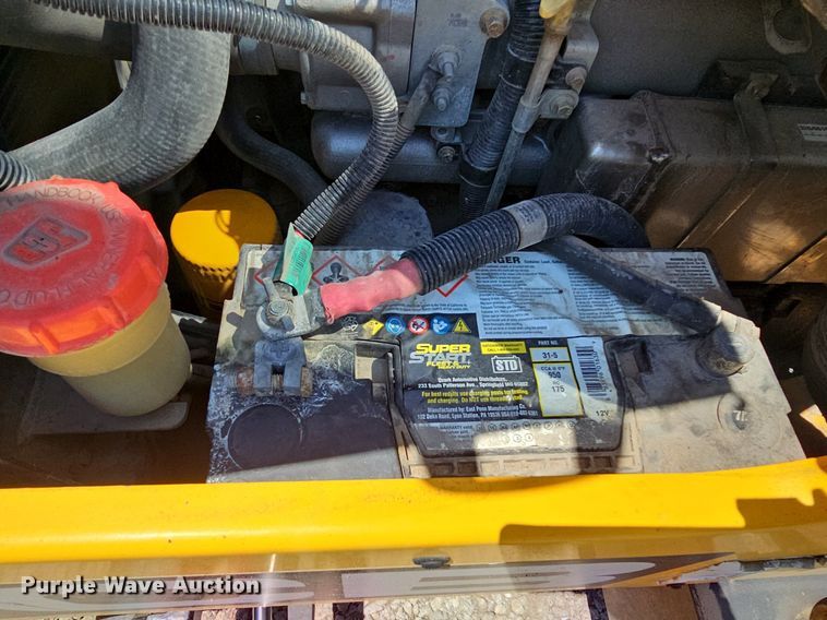 image for item DO2796 JCB 930  forklift