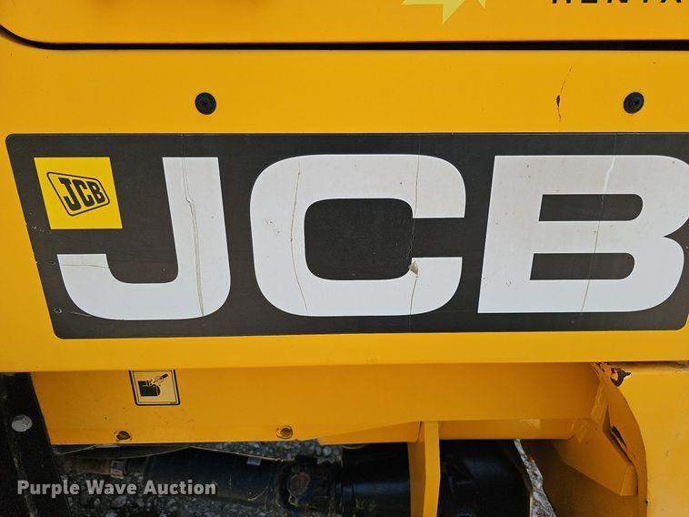 image for item DO2796 JCB 930  forklift