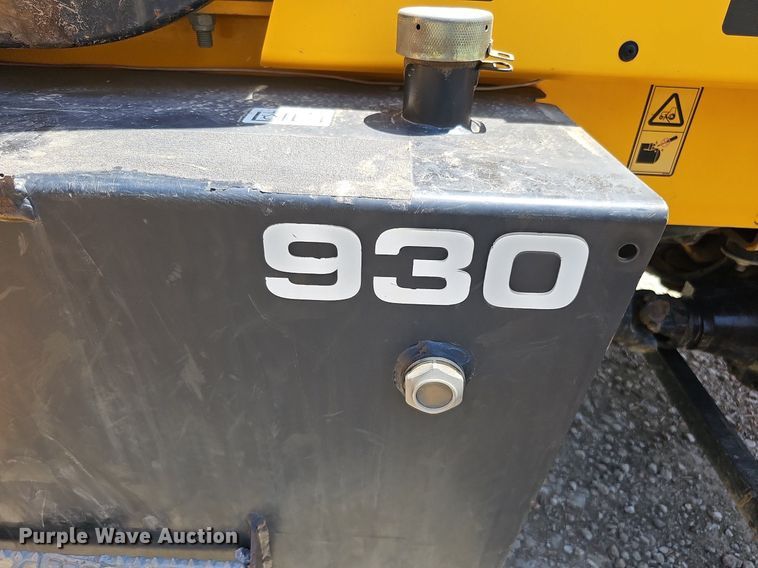 image for item DO2796 JCB 930  forklift