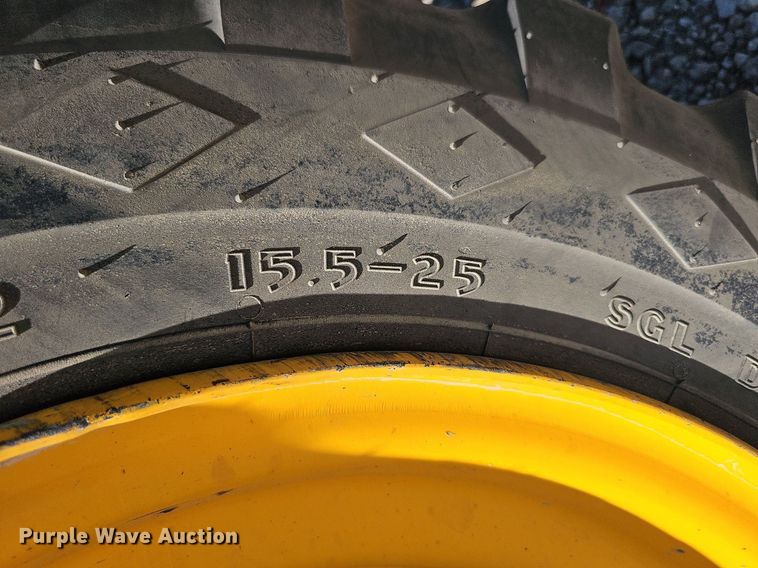 image for item DO2796 JCB 930  forklift