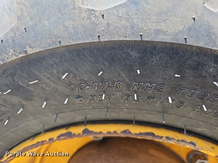 image for item DO2796 JCB 930  forklift