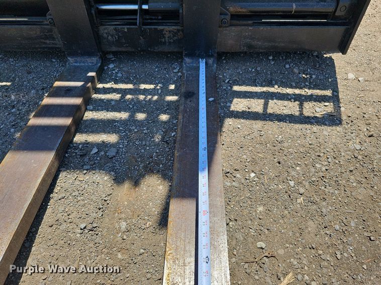 image for item DO2797 Load Lifter 2210-100  forklift